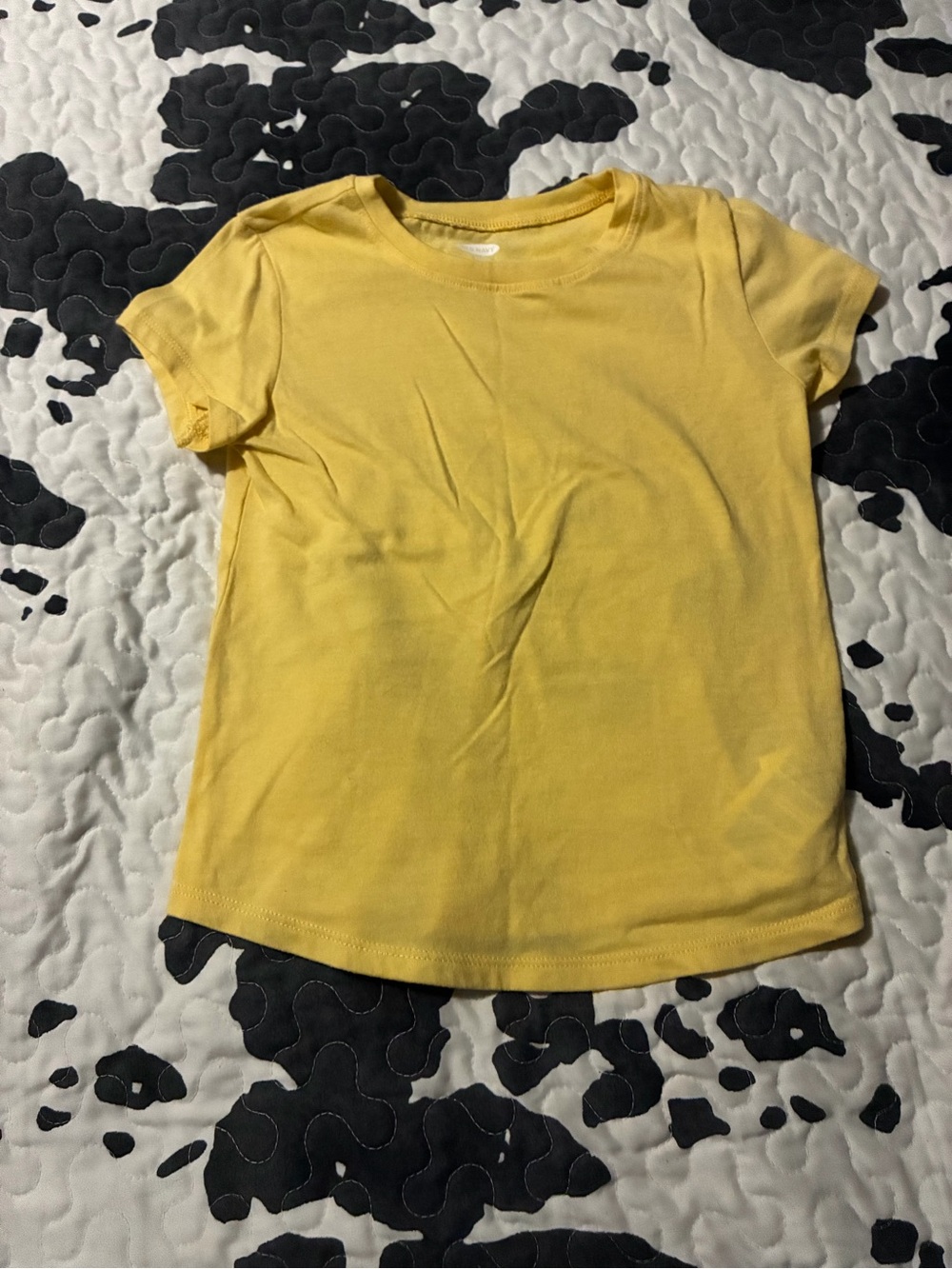 Old Navy Yellow Short Sleeve Crewneck Tee